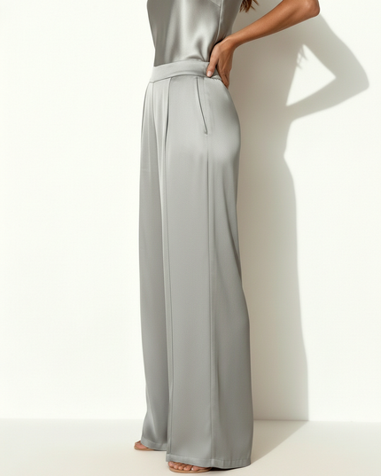 Pantalone ampio a gamba larga in viscosa con vita elasticata