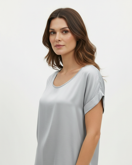 T-Shirt a manica corta fluida in viscosa con colletto rotondo
