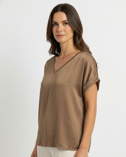 T-Shirt a manica corta fluida in viscosa con scollo a V
