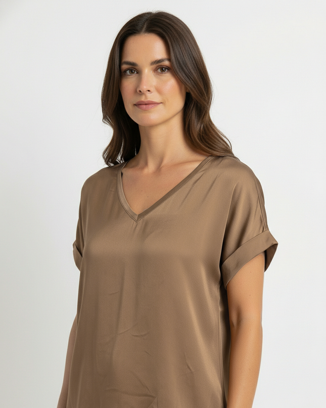 T-Shirt a manica corta fluida in viscosa con scollo a V